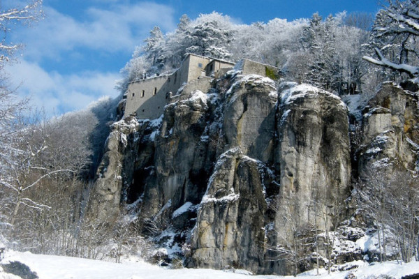 Il santuario della Verna Il santuario della Verna